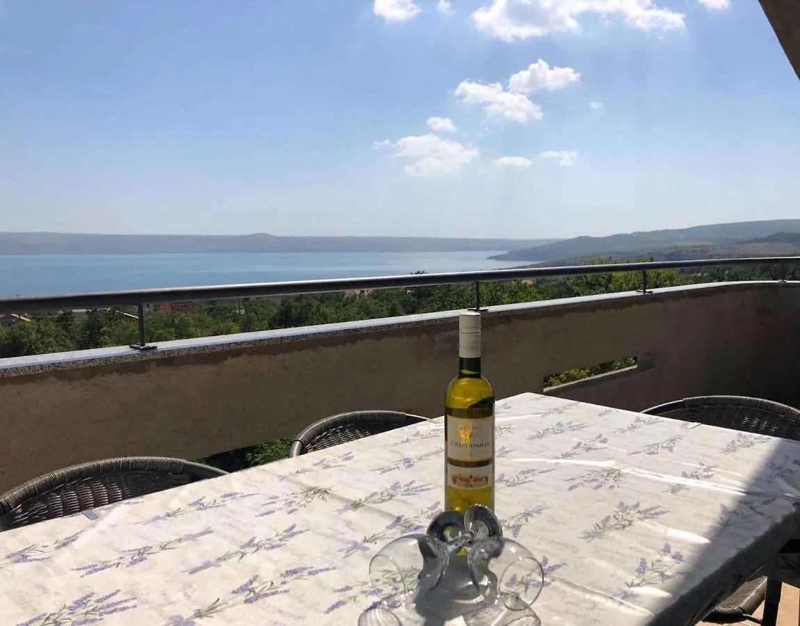 Two-Bedroom Apartment In Maslenica II Croatia