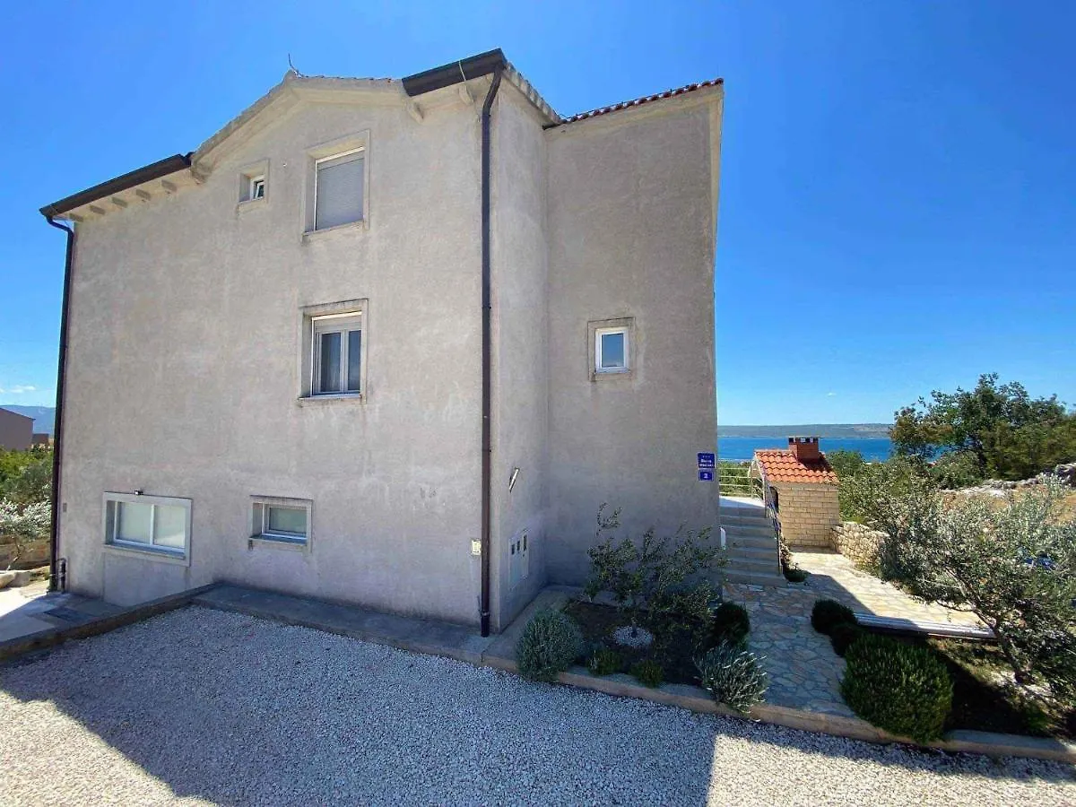 Two-Bedroom Apartment In Maslenica II